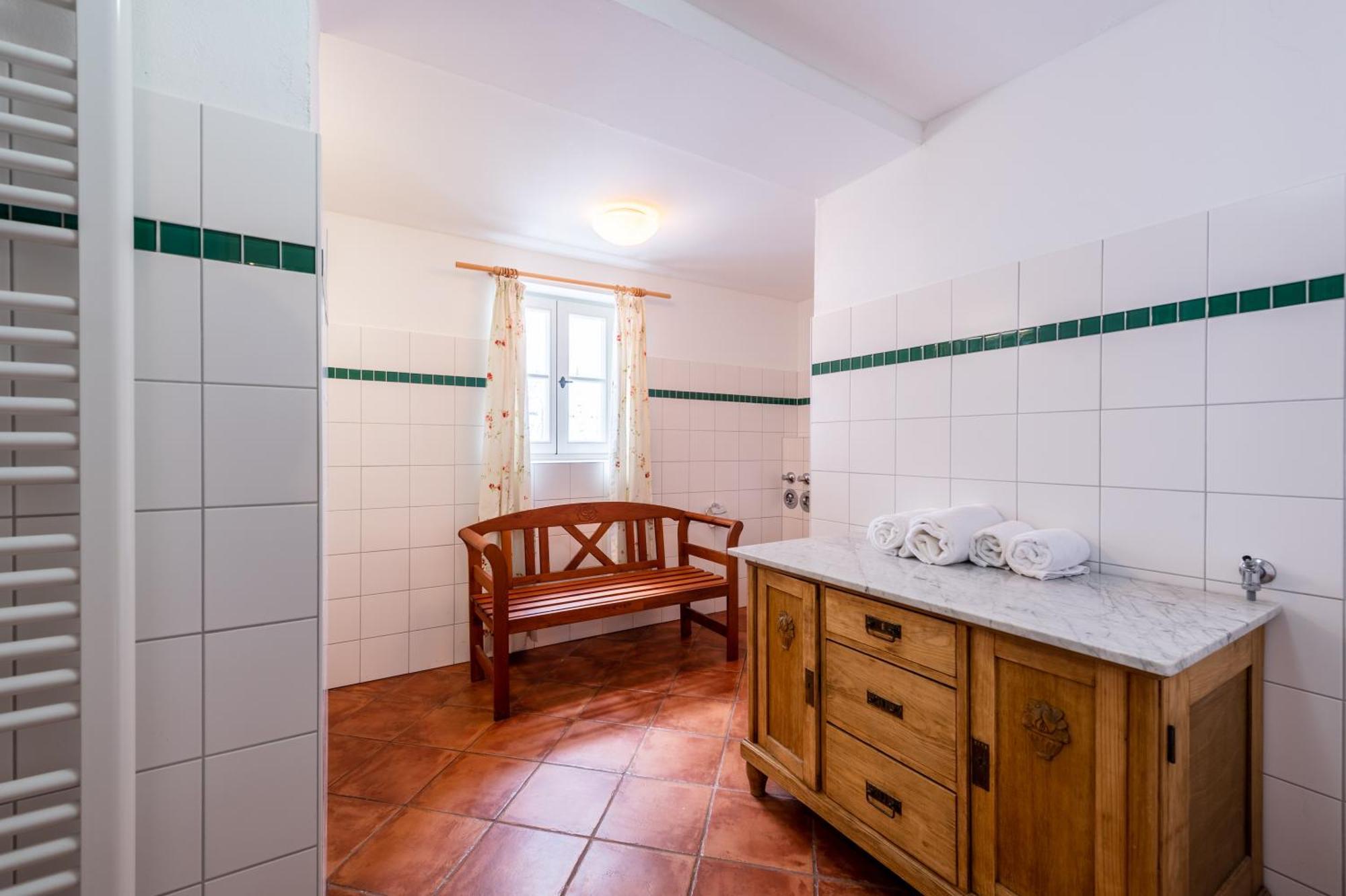 Schlossgaststatte Hohenberg Apartamento Seeshaupt Exterior foto